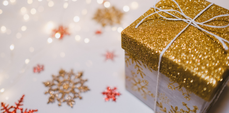 Christmas Gifts For Her To Express Your Love On That Day