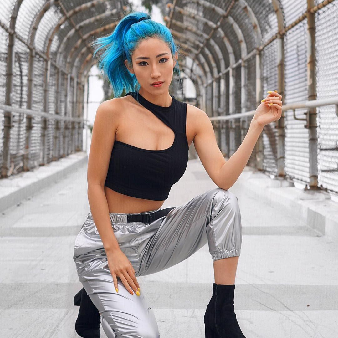Sexy One Shoulder Irregular Cropped Camisoles