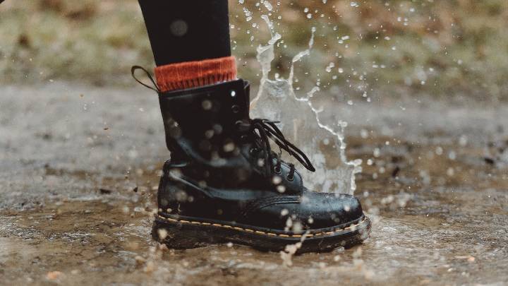 how to wear combat boots