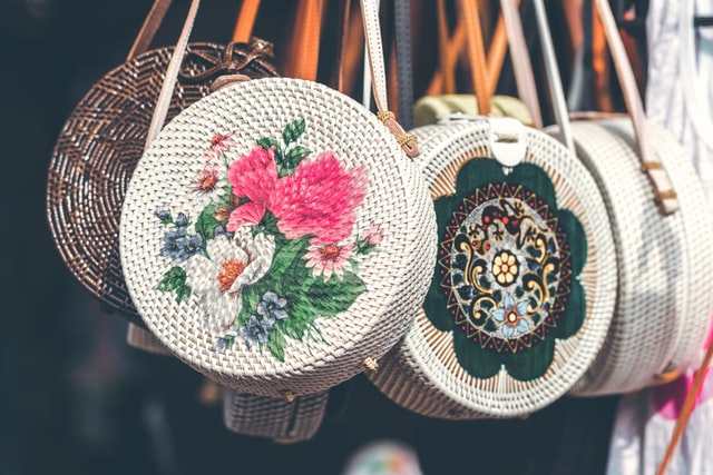 straw handbags
