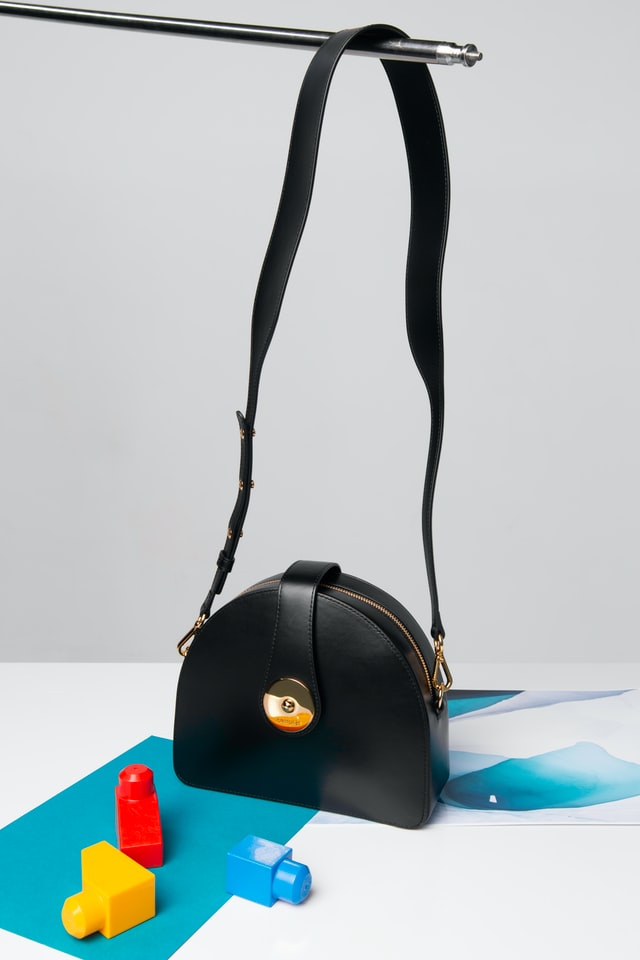 Black women's bags
