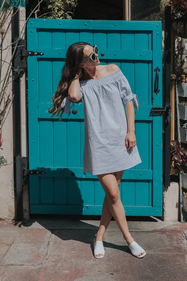 One-shoulder dress